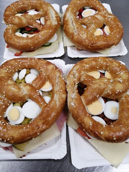 Brezen.jpg Brezen.jpg