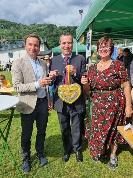 BH Kemmetmüller, Herzerl Mitzi, BGM St. Aegyd.jpg