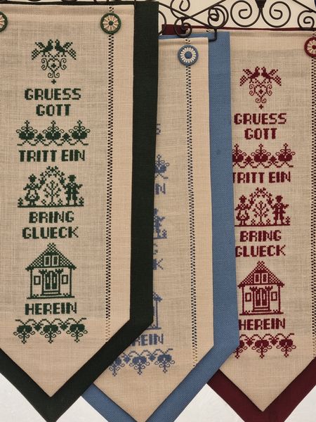 Kunsthandwerk Ebenseer.jpg