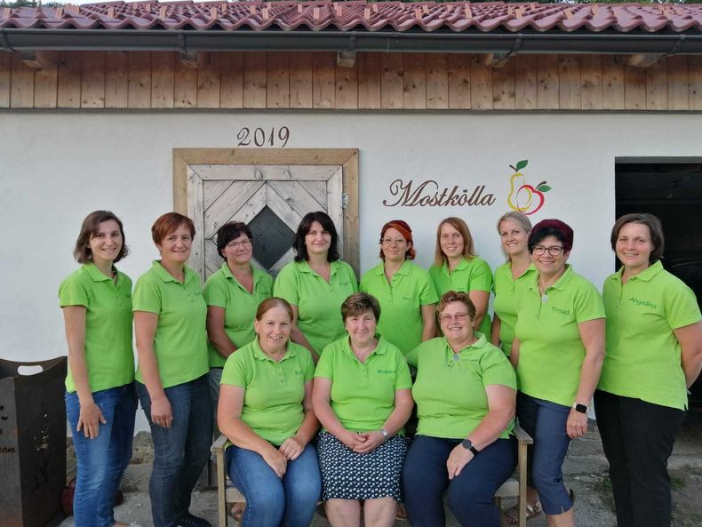 Bezirksfest SB 98.jpg