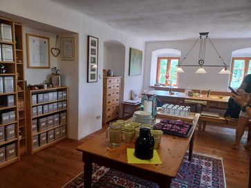 [1659341972928164.jpg]