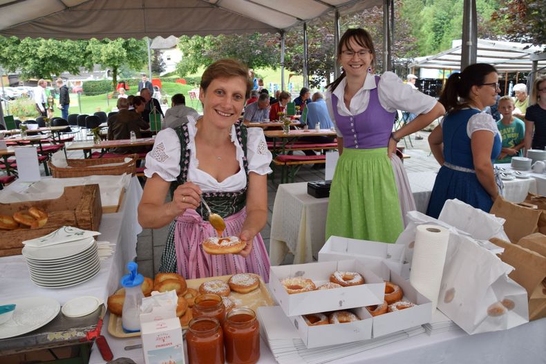 Krapfenkirtag 2022 6 c Gerlinde Heigl.jpg