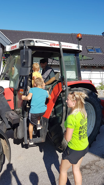 Die Bäuerinnen von Gresten-Land und Gresten