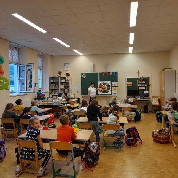 Schulaktionstag in der VS Neustift-Innermanzing.jpg