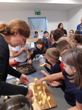 [1667585489977355.jpg]