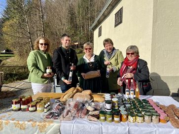 [1668587124780366.jpg]