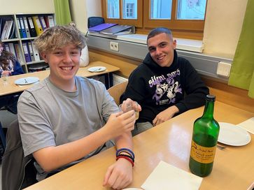 [1673515561570411.jpg]