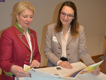 [167480686453113.jpg]