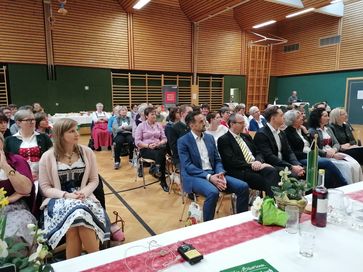 [1674844390045498.jpg]