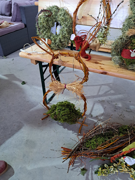 Osterkreativnachmittag.png Osterkreativnachmittag.png