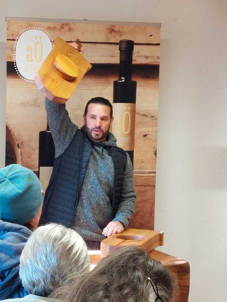 Eine Ölmühle, ein Erlebniskeller und eine Kerzenmanufaktur