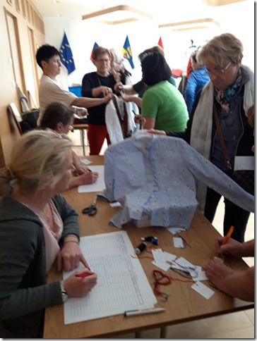 Download (1).png Download (1).png