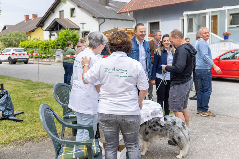 Eröffnung der AckerkulTOUR 2023 © Die Bäuerinnen im Gebiet Schwechat Eröffnung der AckerkulTOUR 2023 © Die Bäuerinnen im Gebiet Schwechat