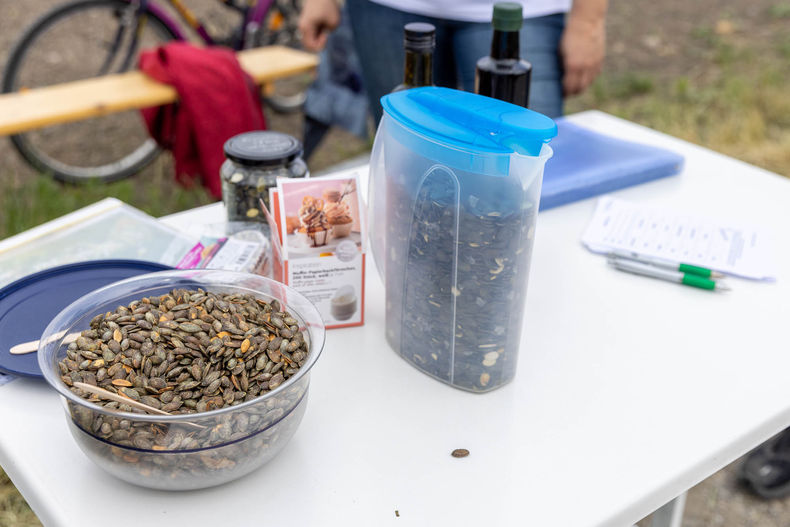 Eröffnung der AckerkulTOUR 2023 © Die Bäuerinnen im Gebiet Schwechat Eröffnung der AckerkulTOUR 2023 © Die Bäuerinnen im Gebiet Schwechat