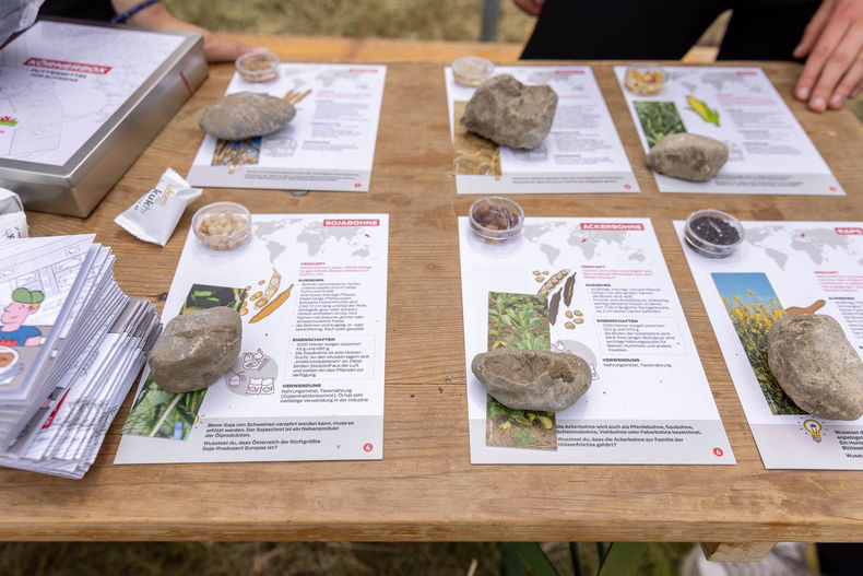 Eröffnung der AckerkulTOUR 2023 © Die Bäuerinnen im Gebiet Schwechat Eröffnung der AckerkulTOUR 2023 © Die Bäuerinnen im Gebiet Schwechat