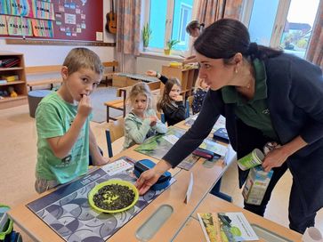 [1701678106856695.jpg]