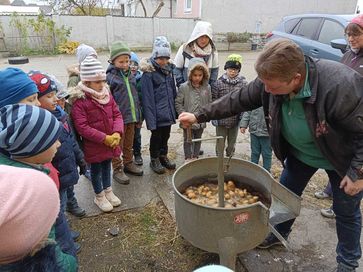 [170617388644689.jpg]