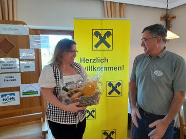 [1706737307833218.jpg]