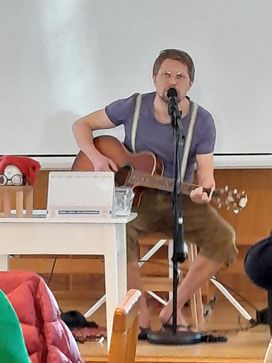 [1706737422132926.jpg]