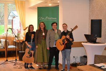 [1707220791380314.jpg]