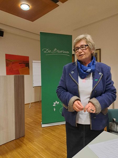 Tag der jungen Frau 2.jpg Tag der jungen Frau 2.jpg