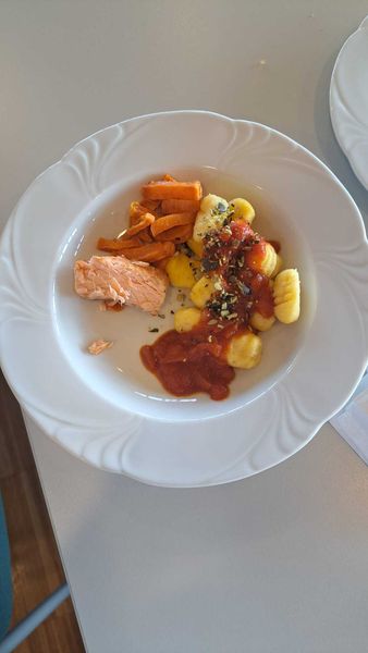 Bowls 19.jpg Bowls 19.jpg