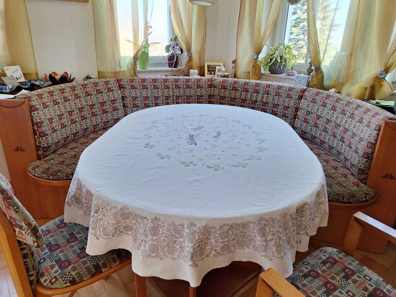 Raser Elisabeth (3).jpg Raser Elisabeth (3).jpg