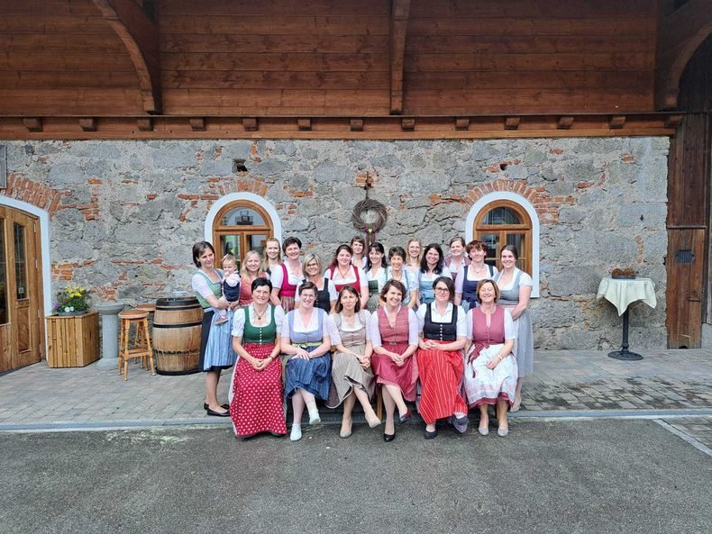 Bäuerinnen Ybbsitz.jpg