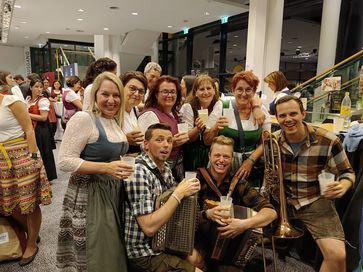 [171405022884371.jpg]