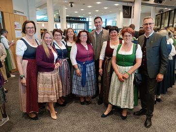 [1714050304761144.jpg]