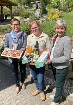 [1714370140094846.jpg]