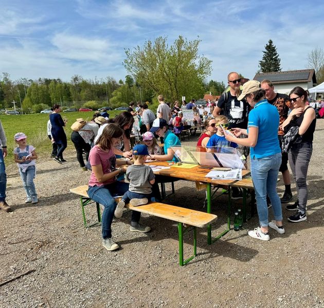 Aktivtag Wildbienen © Die Bäuerinnen im Bezirk Waidhofen/Thaya Aktivtag Wildbienen © Die Bäuerinnen im Bezirk Waidhofen/Thaya