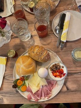 [1716456065072423.jpg]