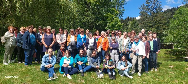 Gruppenbild 3.jpg Gruppenbild 3.jpg