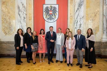 [1720435227938330.jpg]