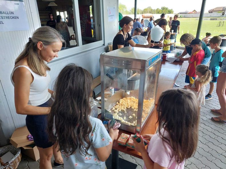 Bäueinnen beim Ferienabschluss Bäueinnen beim Ferienabschluss