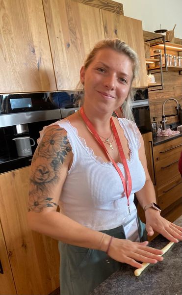 BmC 12.jpg BmC 12.jpg