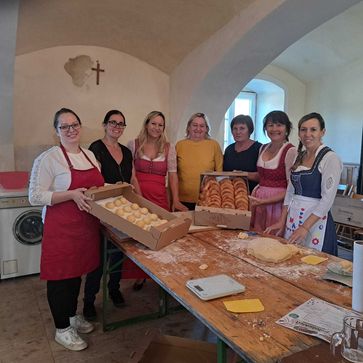 [1727296041324210.jpg]