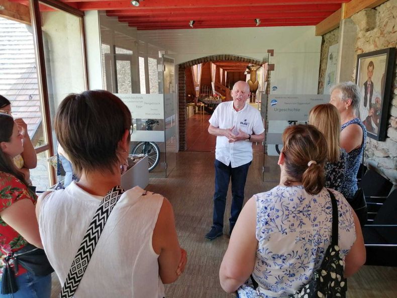 Bild 1.jpg Bild 1.jpg