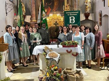 [1728887427888386.jpg]