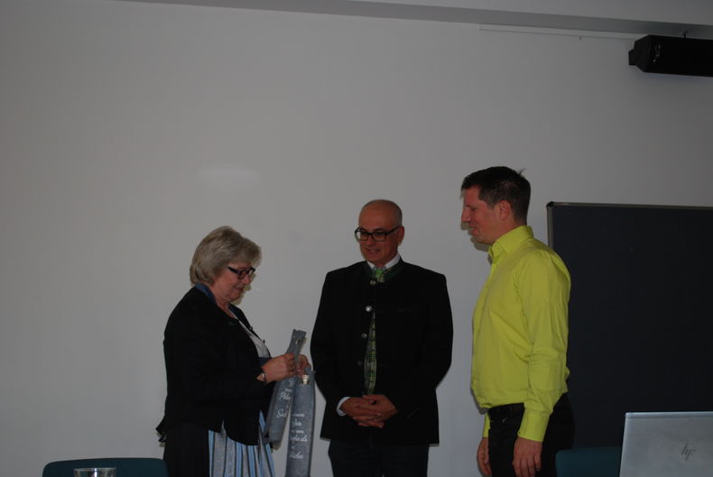 Bezirksbäuerinnenwahl 24 (21).jpg Bezirksbäuerinnenwahl 24 (21).jpg