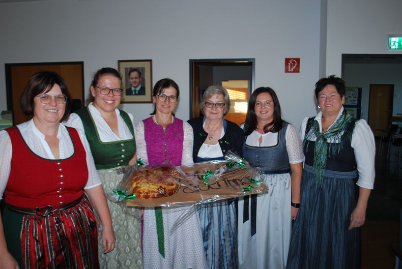 Bezirksbäuerinnenwahl 24 (45).jpg Bezirksbäuerinnenwahl 24 (45).jpg