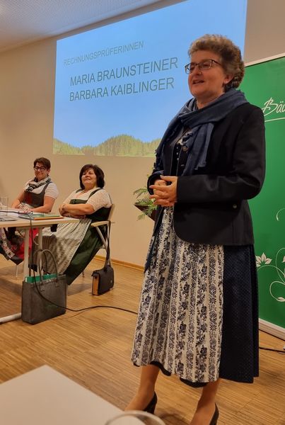 Wahl Bezirksbäuerin (14).jpg Wahl Bezirksbäuerin (14).jpg