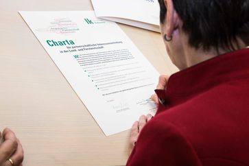 [1733777319367560.jpg]