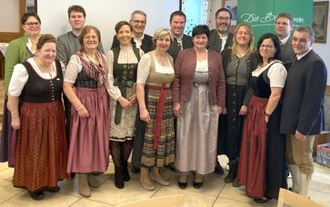 [1736933986588763.jpg]