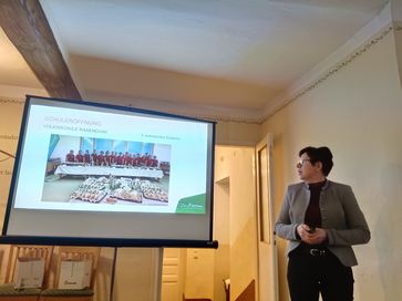 [1738252387860929.jpg]