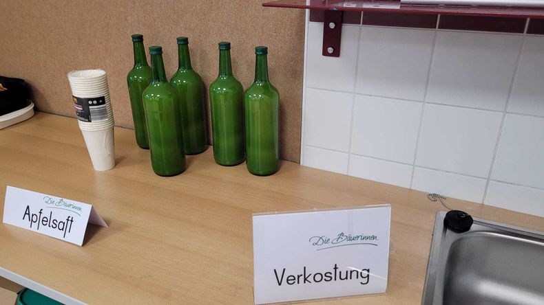 d8732f32-ac83-46b0-99f6-848fc029972d.jpg d8732f32-ac83-46b0-99f6-848fc029972d.jpg