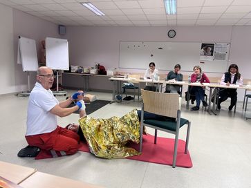 [1739473069963417.jpg]