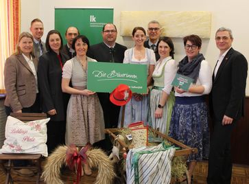 [1740229215042979.jpg]