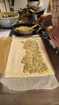 [1740425676096728.jpg]